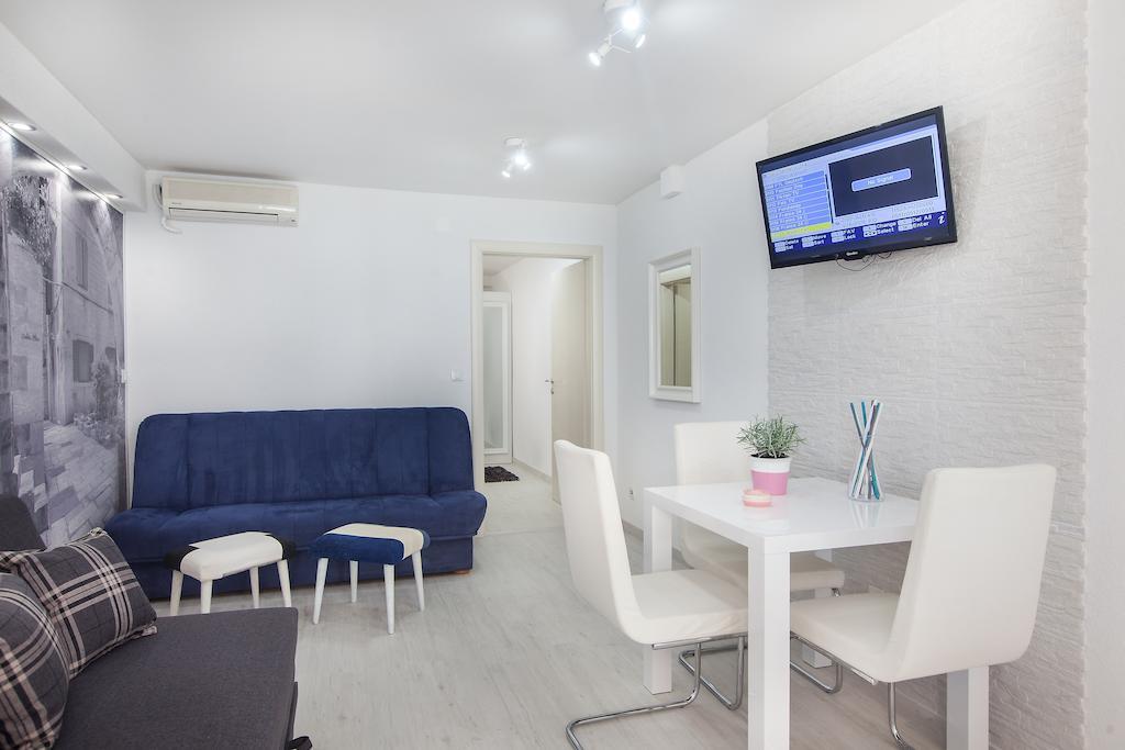 Apartments Orka Promajna Habitación foto